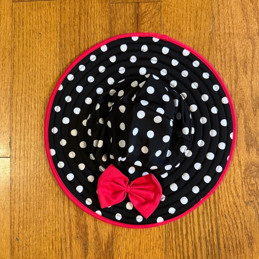 Ruffle Butts Black and White Polka Dot Hat Size 0-12M